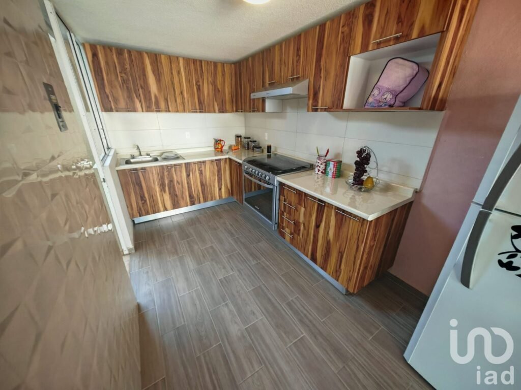 Casa nueva en fraccionamiento en Zumpango, Estado de Mexico, Mod. Roma Plus 104m2