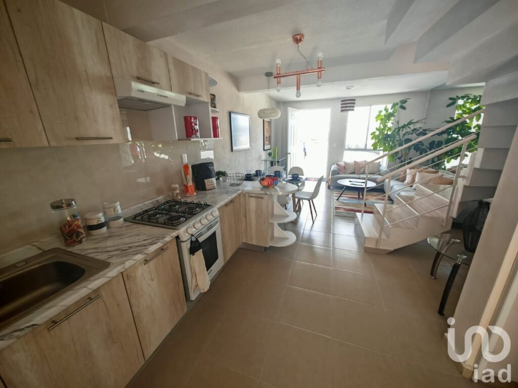 Casa nueva en fraccionamiento en Zumpango, Estado de Mexico, Mod. Millan Plus 122m2