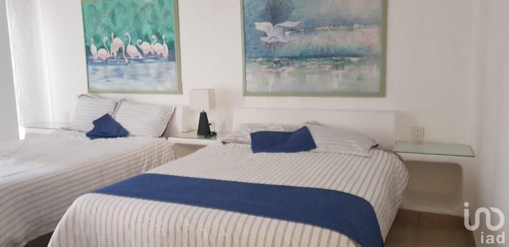 Villa en Venta en Acapulco, Fraccionamiento Marina de las Brisas.