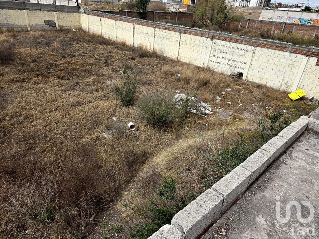 TERRENO BARDEADO EN VENTA, IDEAL PARA DESARROLLO, ZONA SUR EN VILLA ALBERTINA