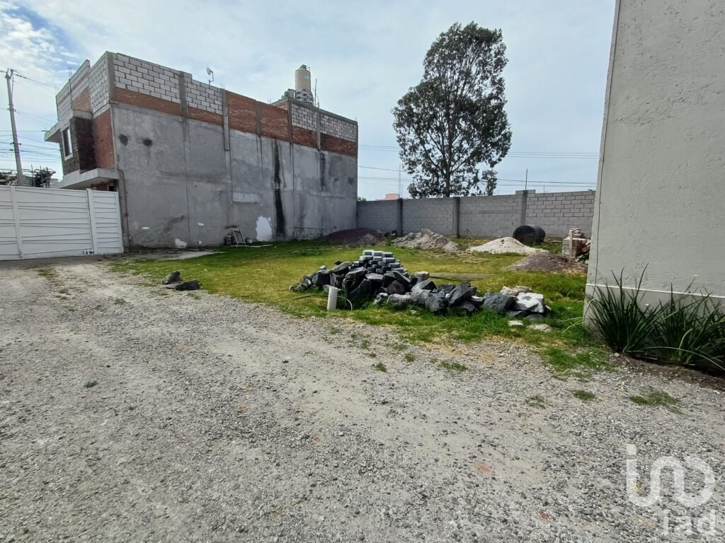 Terreno en Venta en Cacalotepec Av. 24 de Febrero, San Andres Cholula, Puebla