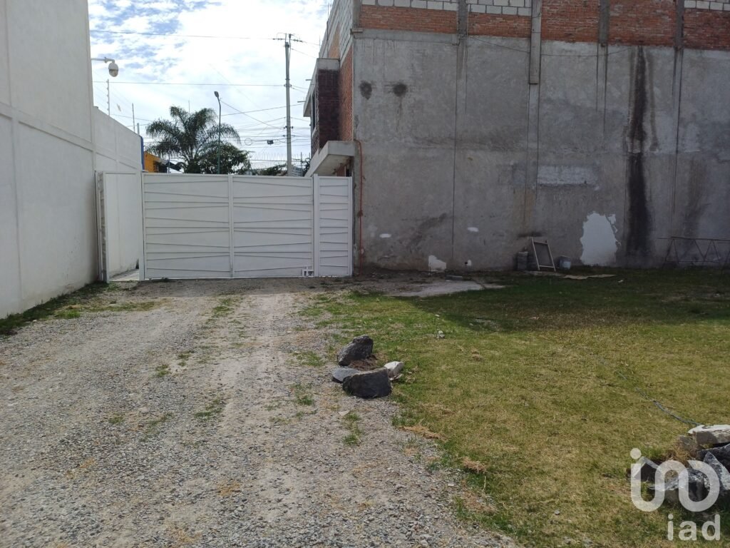 Terreno en Venta en Cacalotepec Av. 24 de Febrero, San Andres Cholula, Puebla