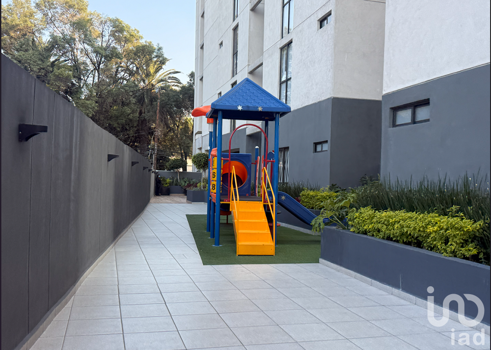 Depa en venta  con tan solo 2 años de antiguedad, 2 recamaras, en primer piso.