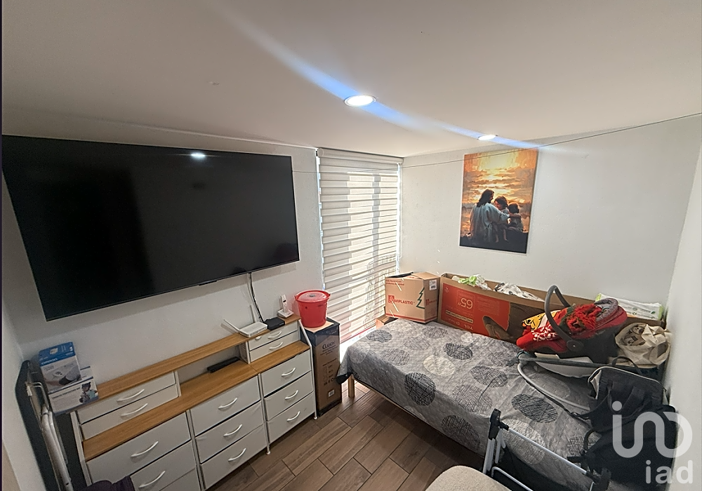 Depa en venta  con tan solo 2 años de antiguedad, 2 recamaras, en primer piso.