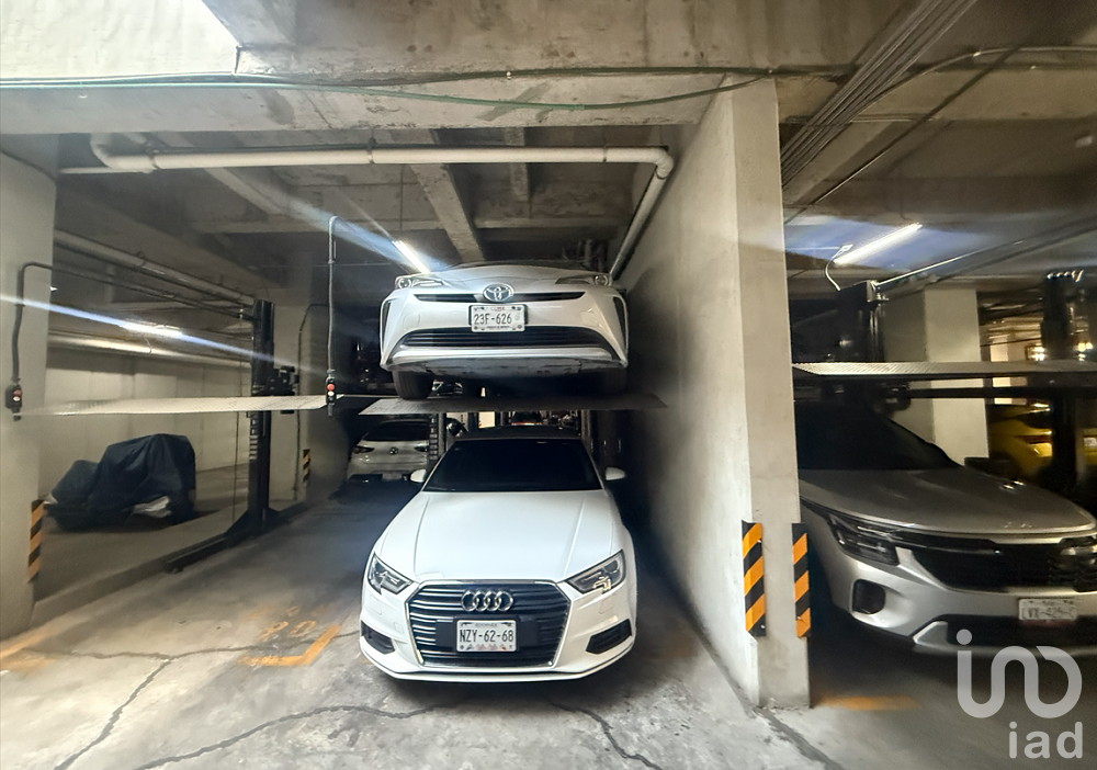 Depa en venta  con tan solo 2 años de antiguedad, 2 recamaras, en primer piso.