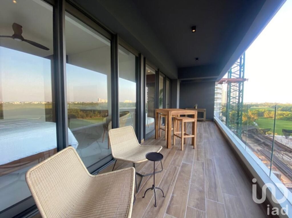 Departamento con Vista al Mar en Puerto Cancún | Tecnología Sostenible y Diseño de Alta Gama.