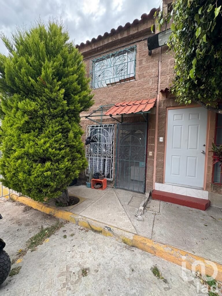 Venta de casa en Villas de Ayotla