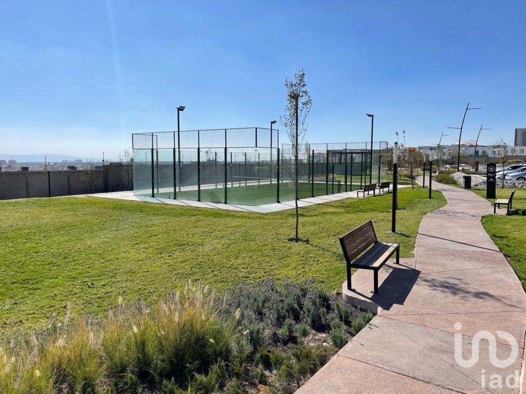 DEPARTAMENTO DE LUJO, zona El Refugio