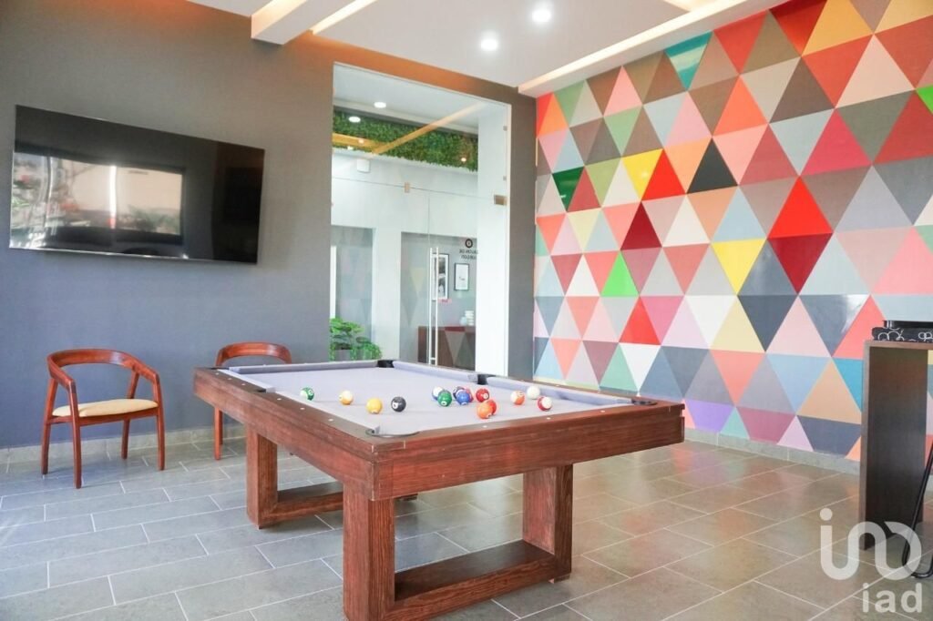 DEPARTAMENTO DE LUJO, zona El Refugio