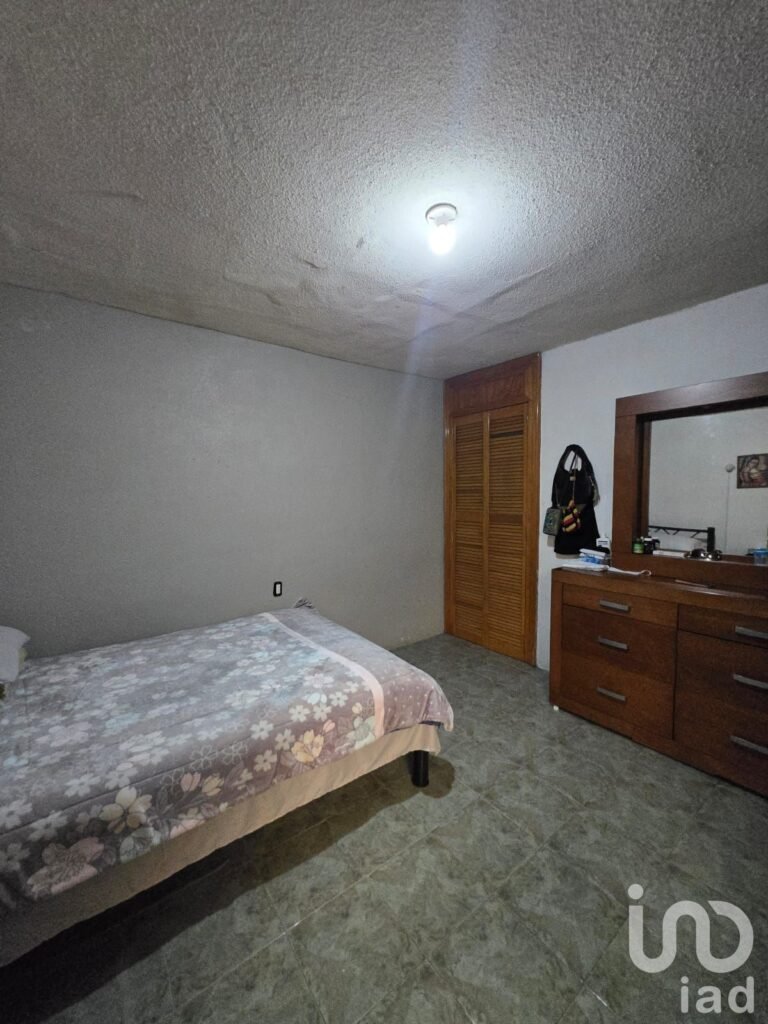 CASA EN VENTA EN FRACCIONAMIENTO EMILIANO ZAPATA 1A. SECCIÓN, ECATEPEC DE MORELOS