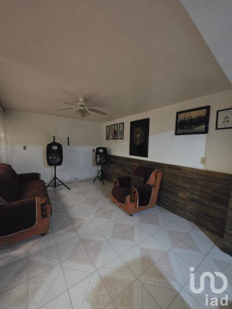 CASA EN VENTA EN FRACCIONAMIENTO EMILIANO ZAPATA 1A. SECCIÓN, ECATEPEC DE MORELOS