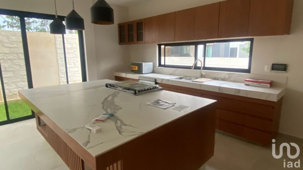 Venta de Casa en Residencia Via Cumbres,Cancun