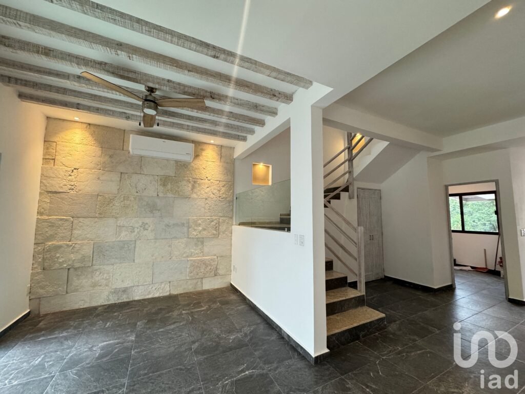 VENTA DE CASA EN RESIDENCIAL RIO ORINOCO, CANCUN