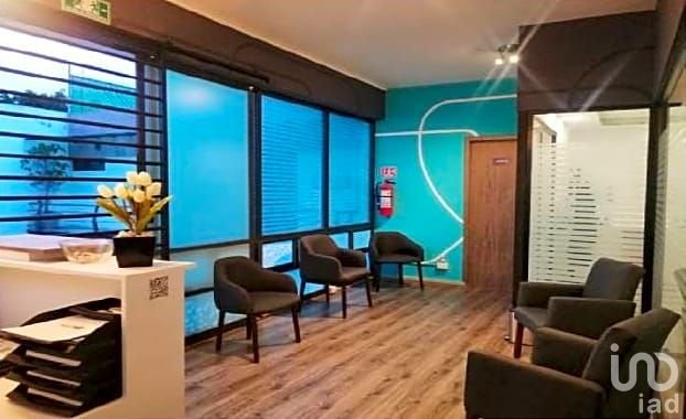 Plaza comercial en venta en Huexotitla con 8 locales.