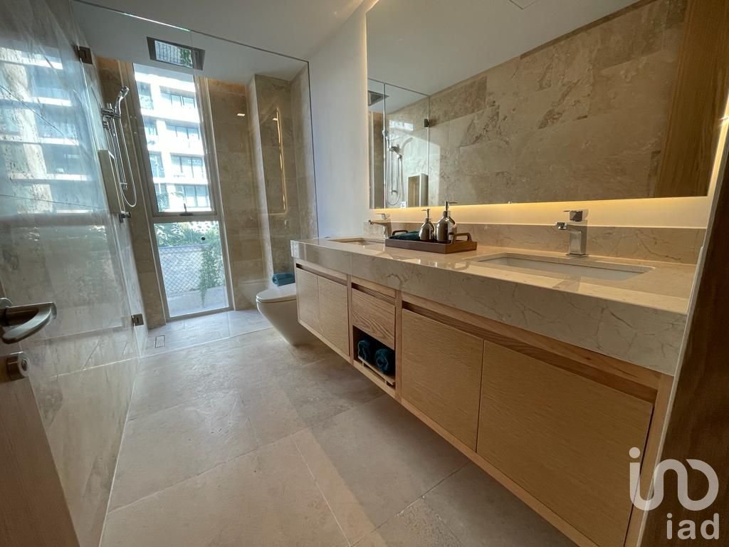 Departamento de Lujo 4 Recámaras 250 m² Vista al Mar Puerto Cancún.