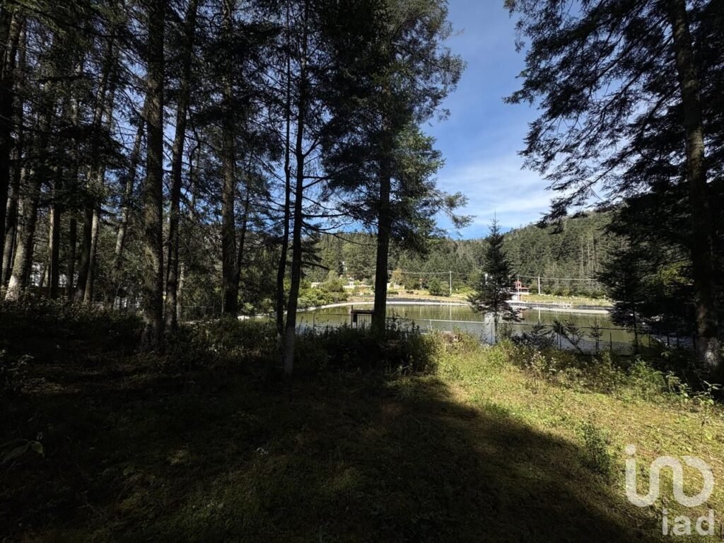 Se vende terreno en el Bosque con vista al lago en Real del Monte, Hidalgo