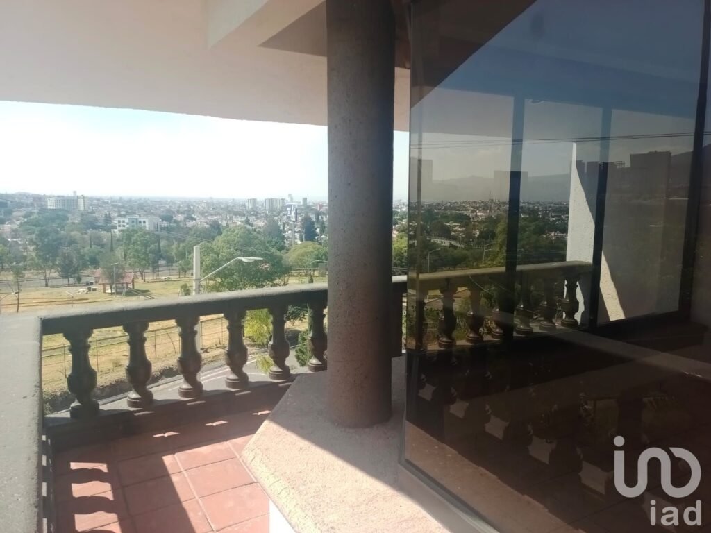 Casa en Venta en Monte Urales,, Fraccionamiento Vista Hermosa, Querétaro.