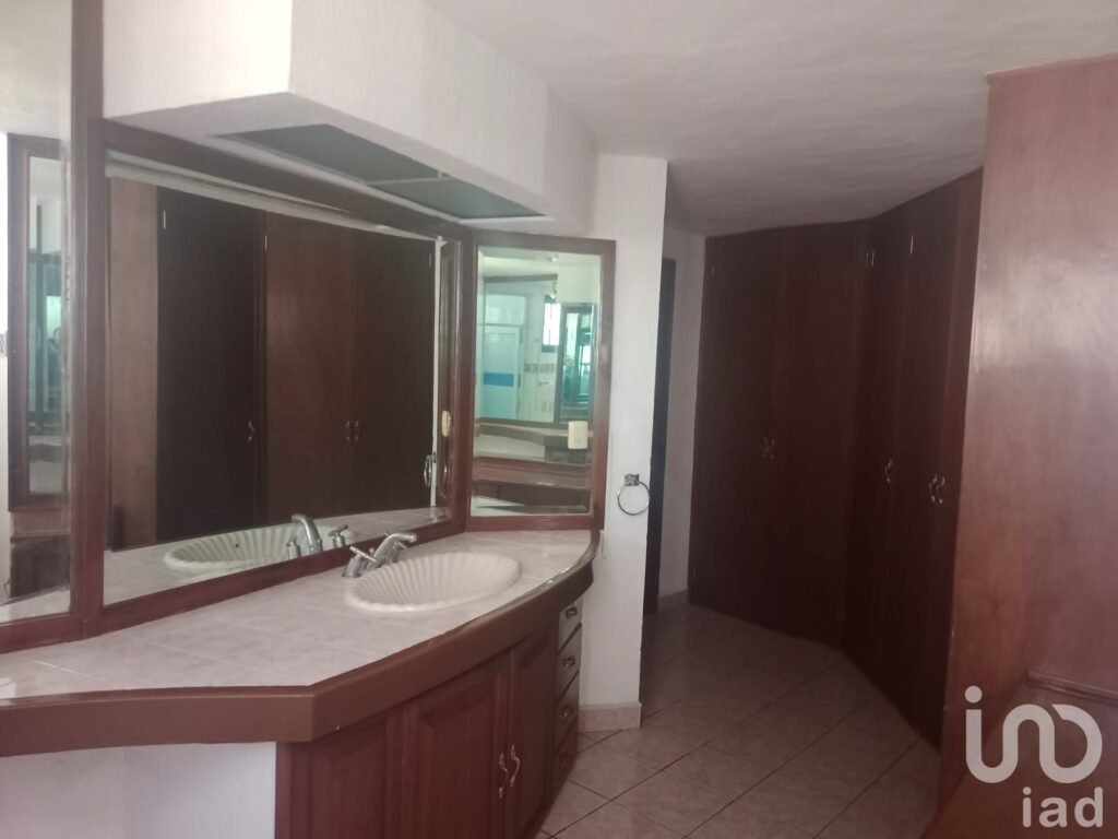 Casa en Venta en Monte Urales,, Fraccionamiento Vista Hermosa, Querétaro.