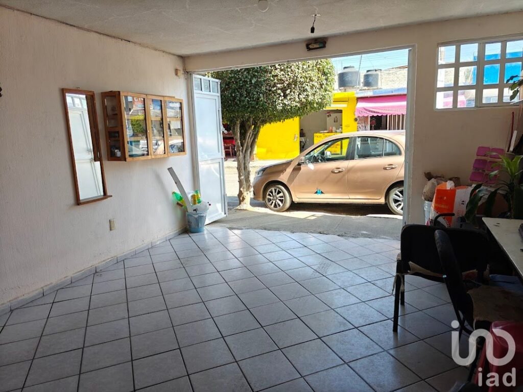 Venta de Casa en Valle Dorado