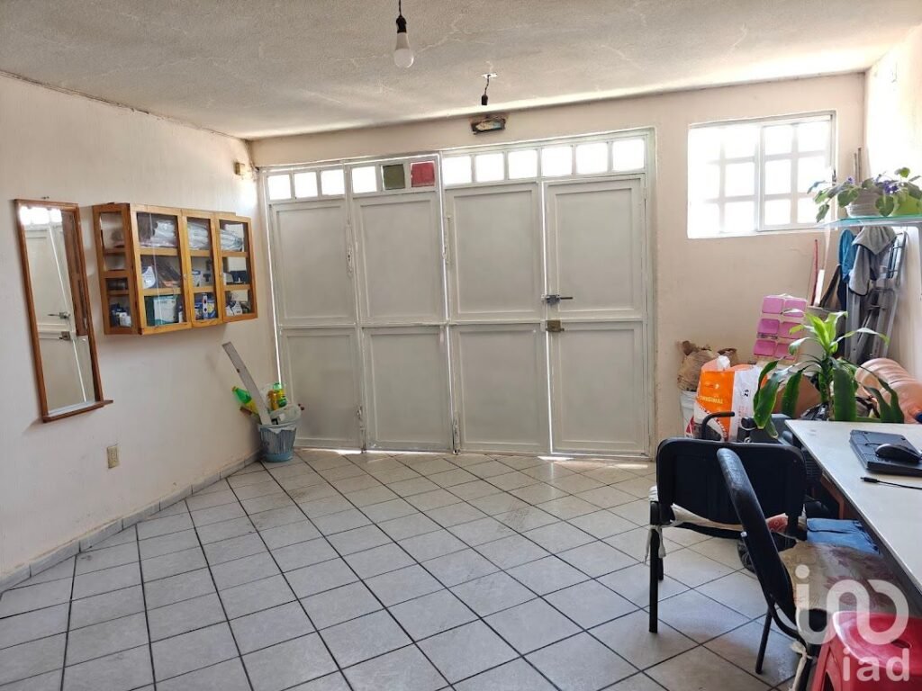Venta de Casa en Valle Dorado