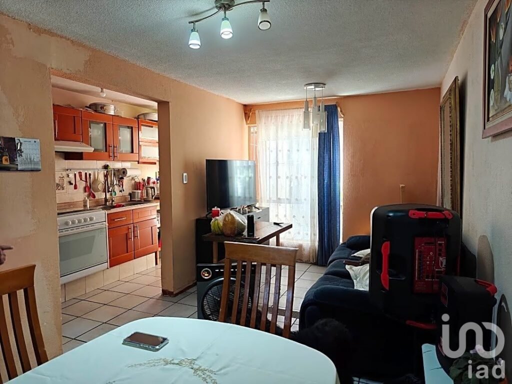 Venta de Casa en Valle Dorado