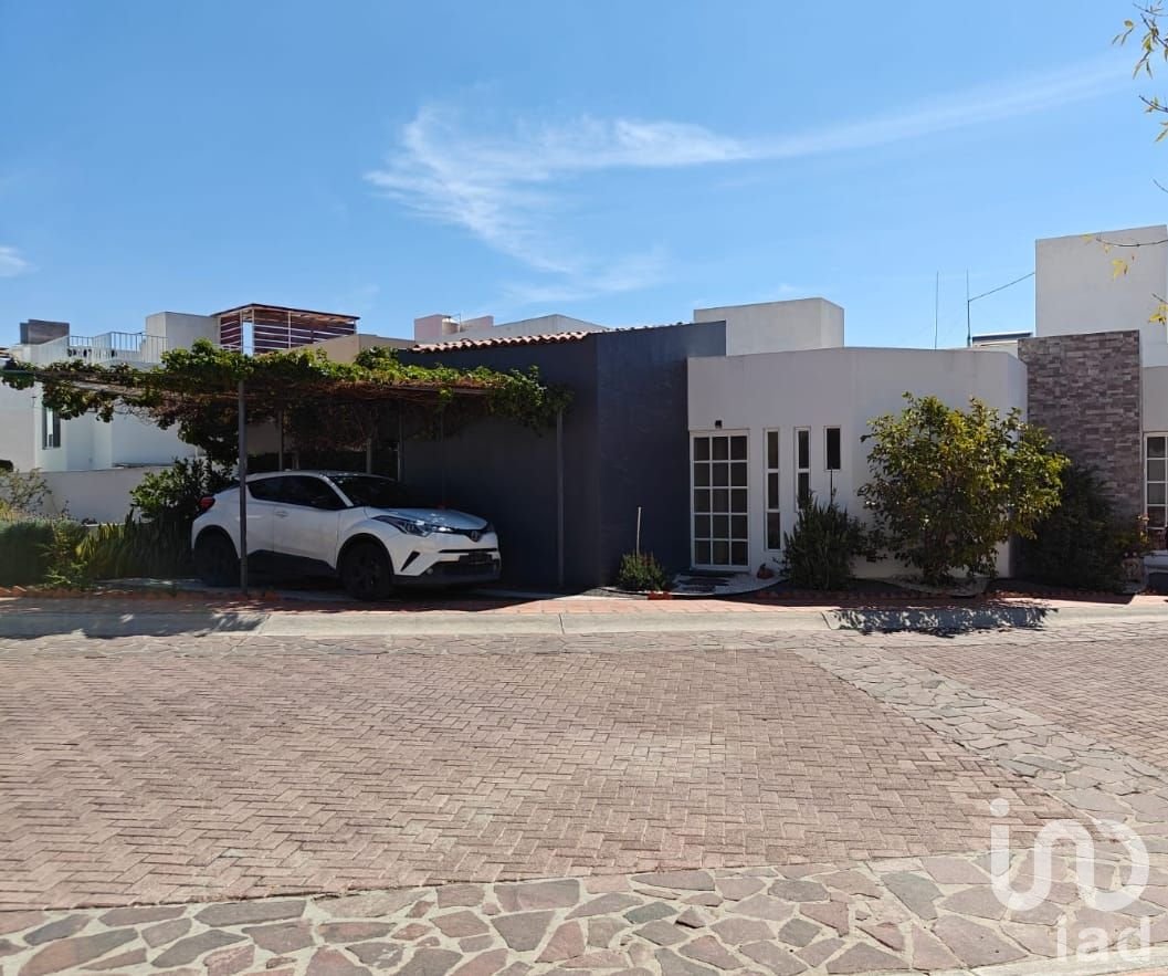 VENDO CASA QUERETARO SCHOENSTATT CORREGIDORA