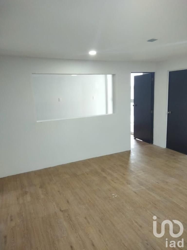 SE RENTA OFICINA A MEDIA CUADRA DE AVENIDA INSURGENTES (METROBUS NUEVO LEON)