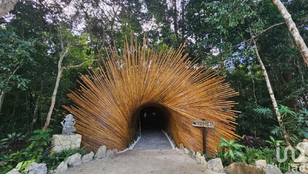 TERRENO RESIDENCIAL MUKTA CANCUN QUINTANA ROO CERCA DE 3 CENOTES