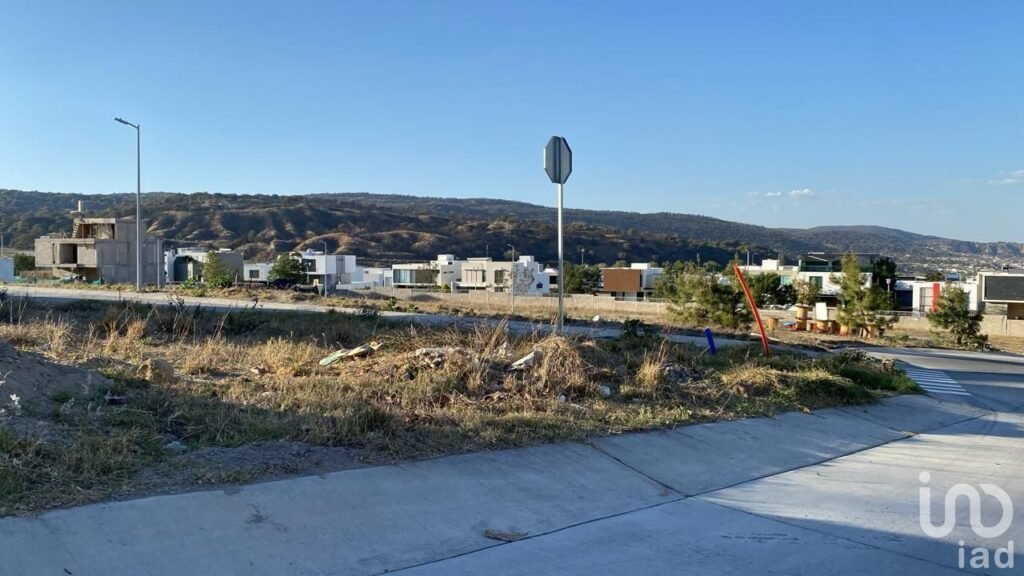 Terreno en venta en Fracc. Los Robles