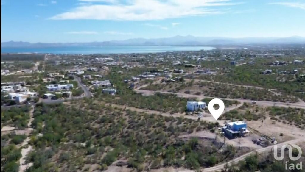 TERRENO EN VENTA EN LOMAS DEL CENTENARIO