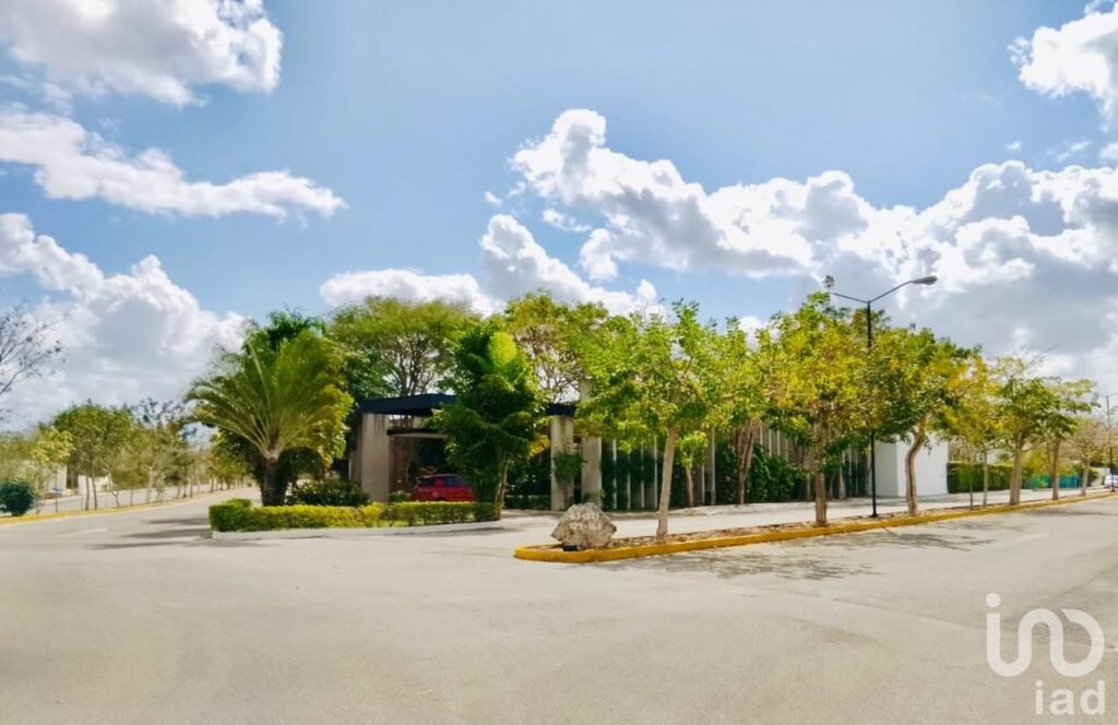 Terreno Residencial en Venta Yaxlum Conkal, Mérida – 380 m², Acepta Infonavit