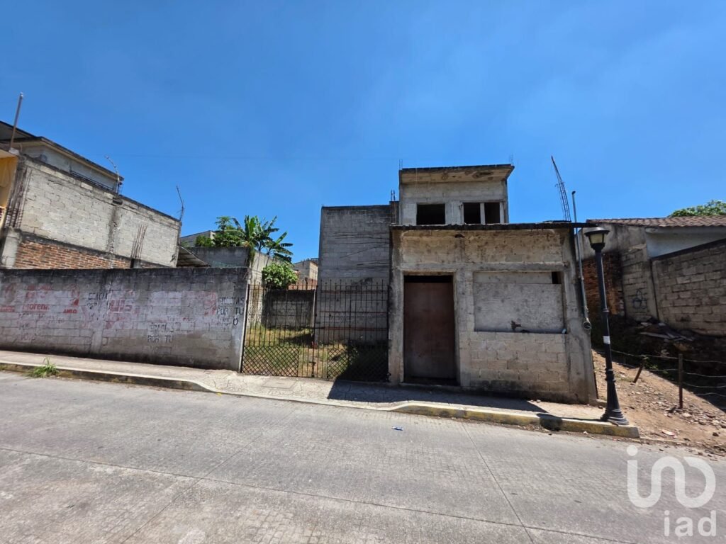 Venta de terreno céntrico en Xico Veracruz