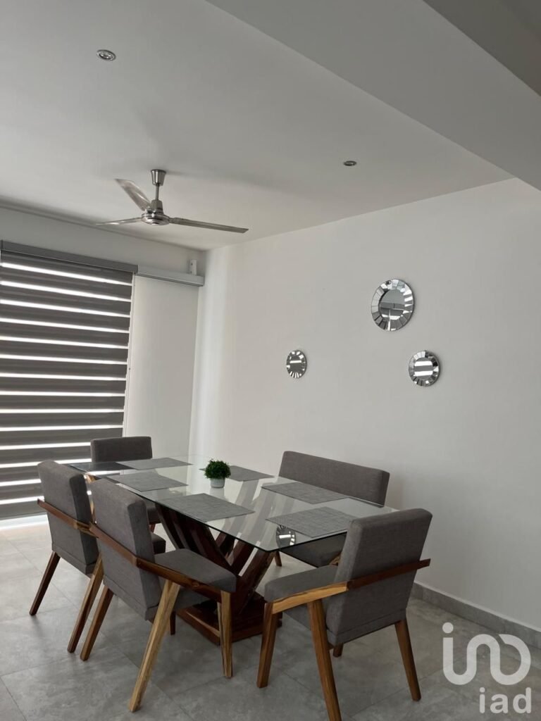 CASA EN VENTA  EN RESIDENCIAL ARBOLADA