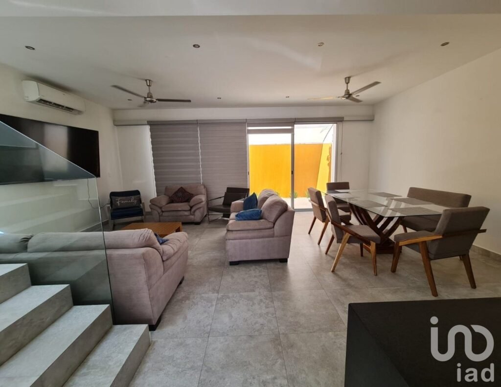 CASA EN VENTA  EN RESIDENCIAL ARBOLADA