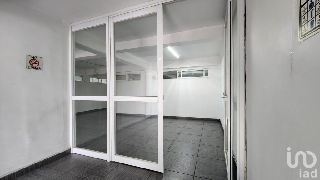 RENTA DE OFICINA COLONIA BUENAVISTA