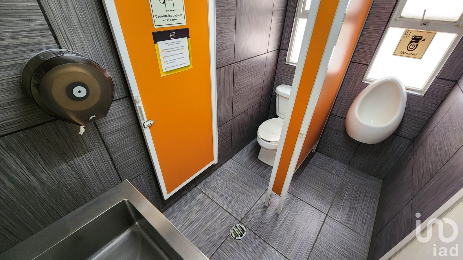 RENTA DE OFICINA COLONIA BUENAVISTA