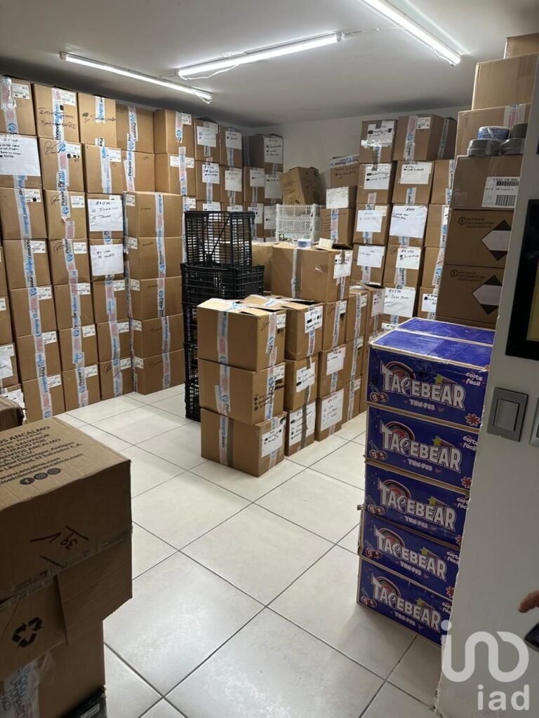 SE VENDE CASA EN EL FRACCIONAMIENTO HACIENDA DEL ORO EN TLAJOMULCO DE ZUÑIGA JALISCO