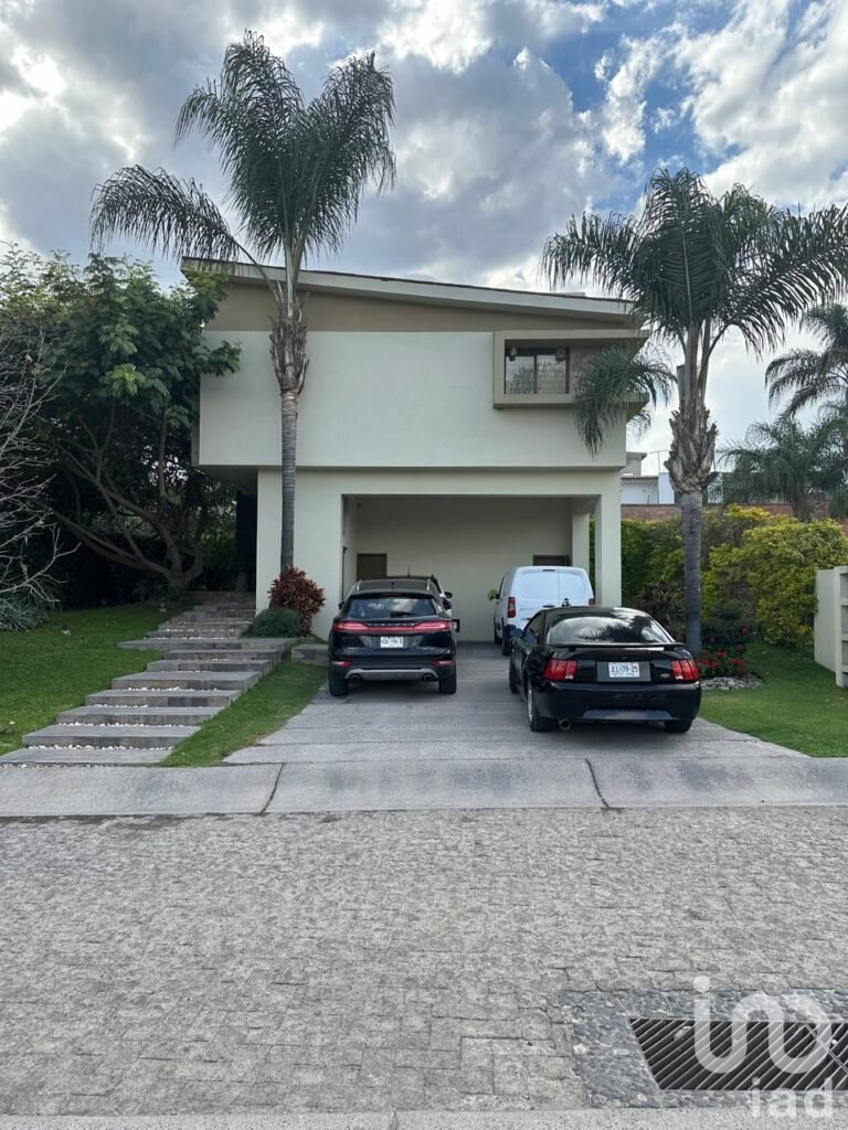 SE VENDE CASA EN EL FRACCIONAMIENTO HACIENDA DEL ORO EN TLAJOMULCO DE ZUÑIGA JALISCO - 2336404 casas en venta se vende casa en el fraccionamiento hacienda del oro en tlajomulco de zuniga jalisco 290873