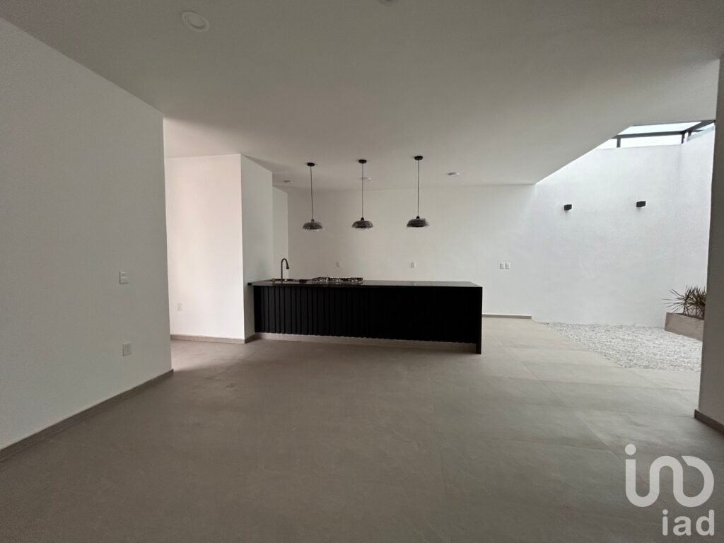 Venta de casa en Fracc. La Herradura frente a jardín cultural