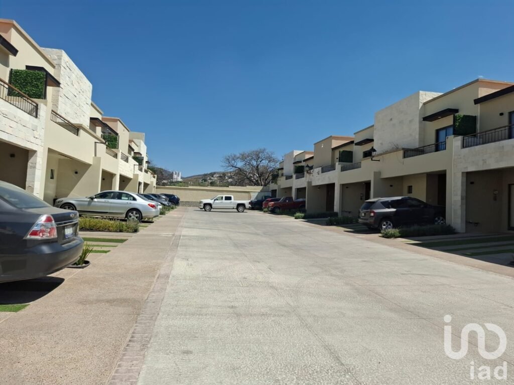 Casa Nueva en Renta, Misión Shoensthatt, Corregidora, Qro