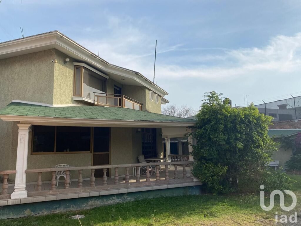 VENTA DE CASA ARBOLEDAS CELAYA