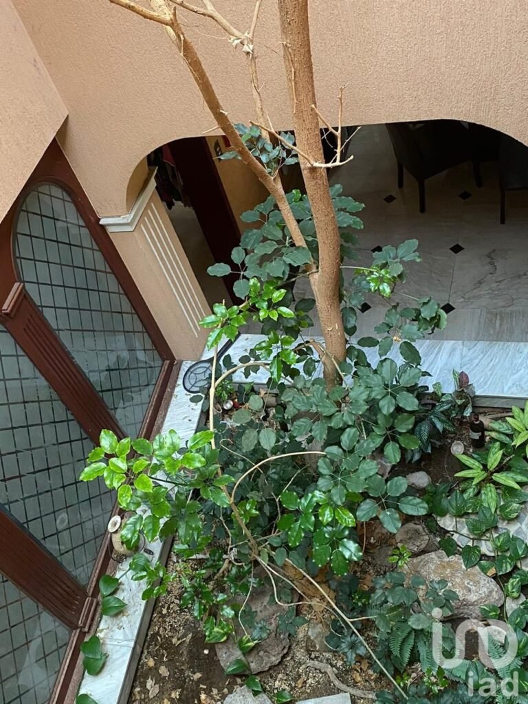 VENTA DE CASA ARBOLEDAS CELAYA