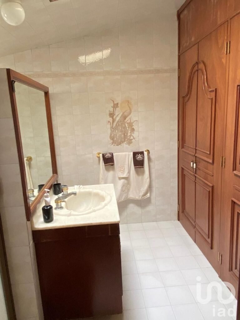 VENTA DE CASA ARBOLEDAS CELAYA