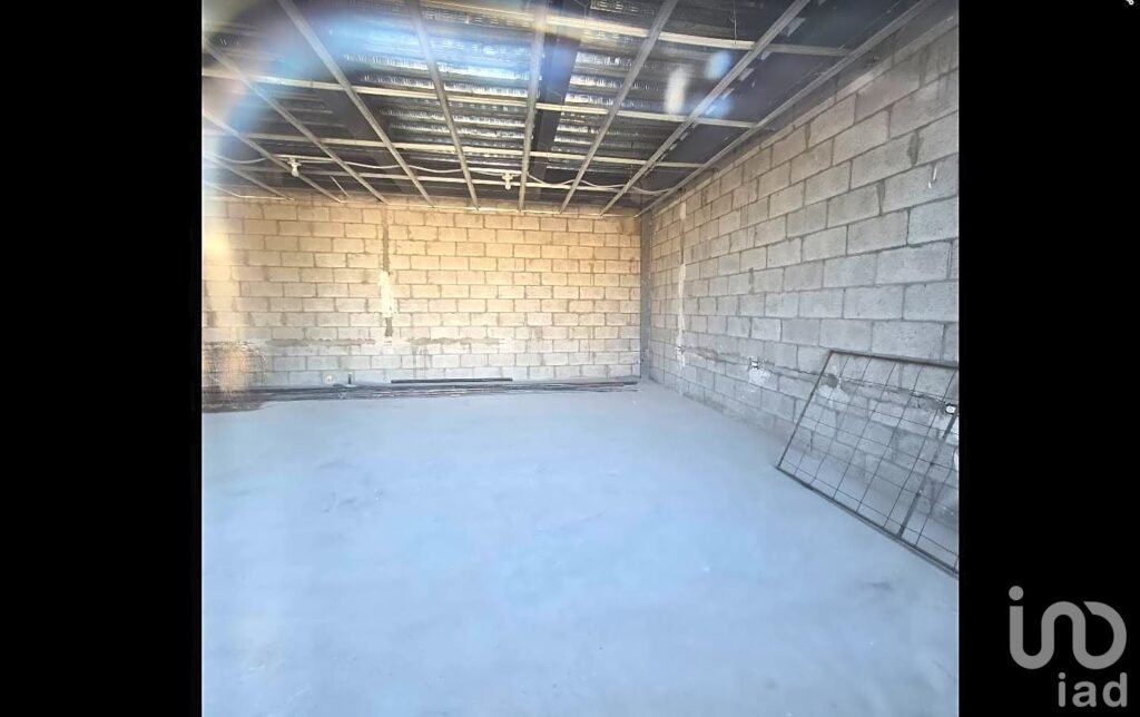 LOCAL EN RENTA EN AV. PRINCIPAL EN CRUCERO ZONA TERESIANO