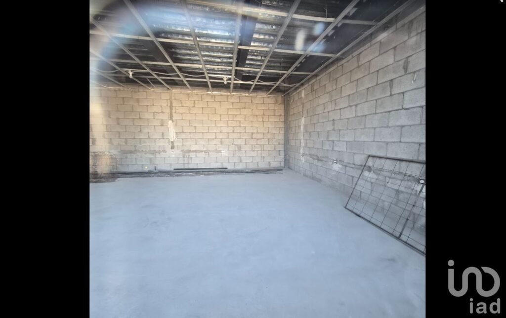 LOCAL EN RENTA EN AV. PRINCIPAL AL NORTE ZONA TERESIANO