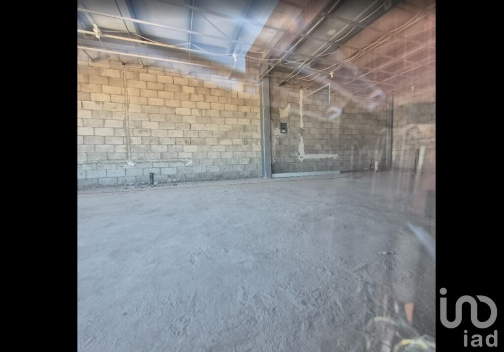 LOCAL EN RENTA EN AV. PRINCIPAL AL NORTE ZONA TERESIANO