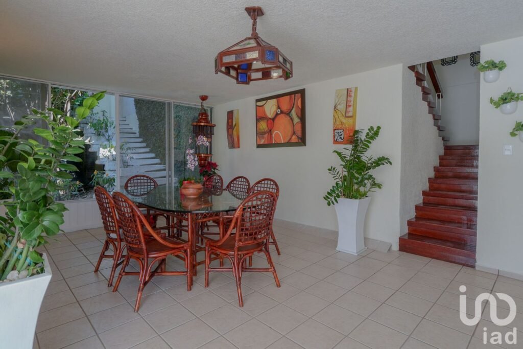 Venta o renta de casa en Tlaltenango, Cuernavaca, con Bungalow