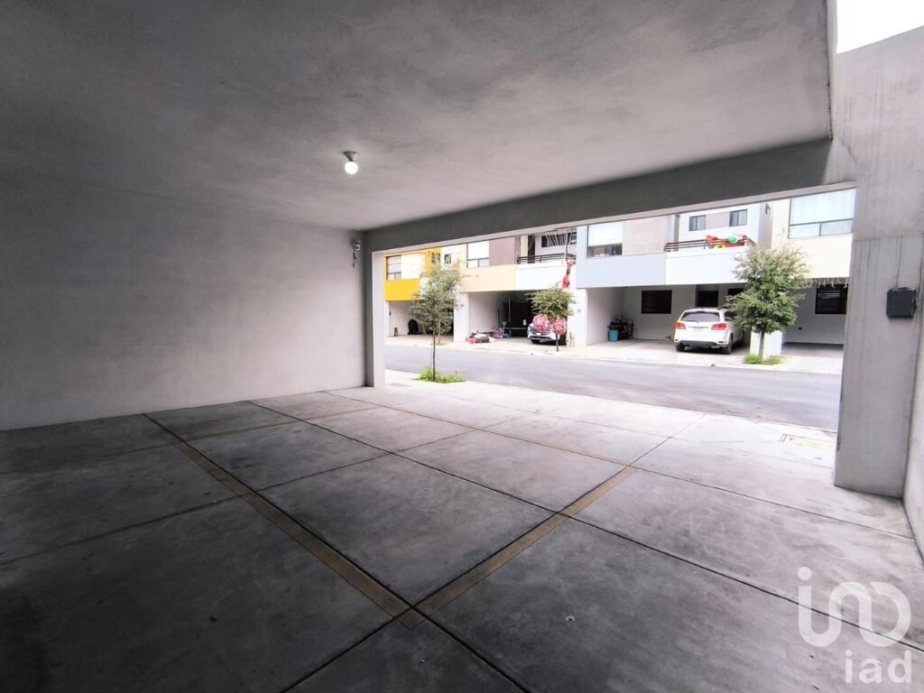 Casa en Venta Equipada, Toscana Residencial Dominio Cumbres