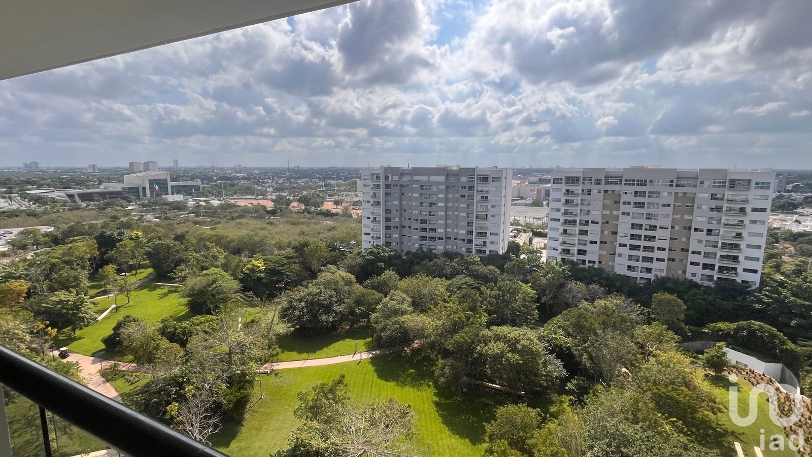 DEPARTAMENTO EN VENTA EN TORRE INDICO FRENTE A PLAZA HARBOR MERIDA YUCATAN