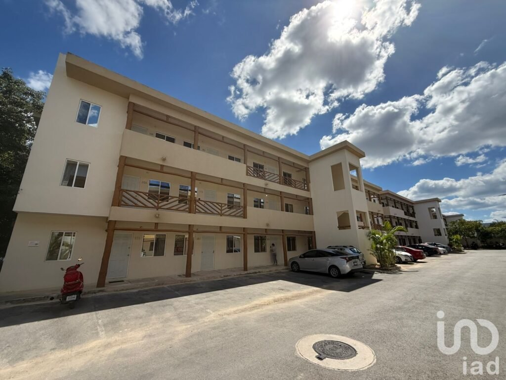 RENTA JARDINES MAYAKOBA PLAYA DEL CARMEN Planta Baja